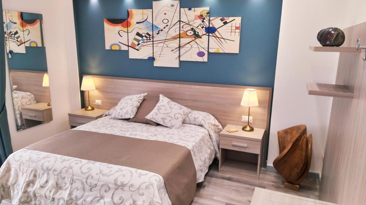 דיאמנטה B&B La Stazione מראה חיצוני תמונה