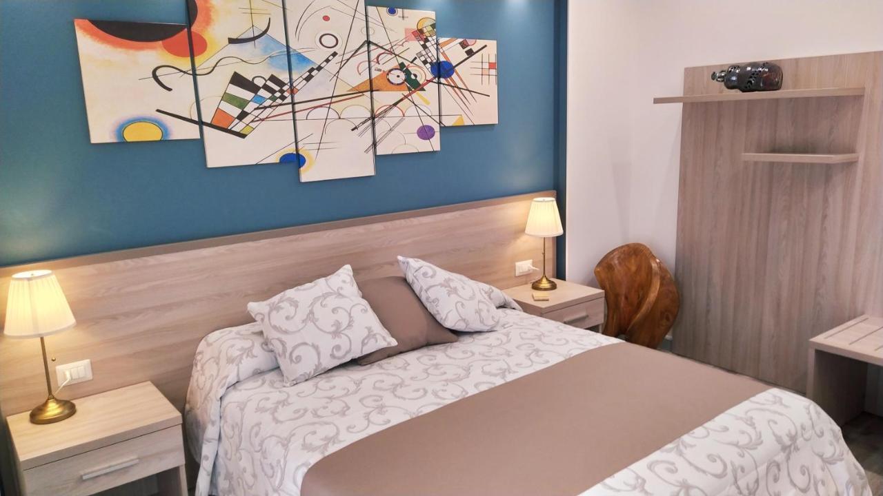 דיאמנטה B&B La Stazione מראה חיצוני תמונה