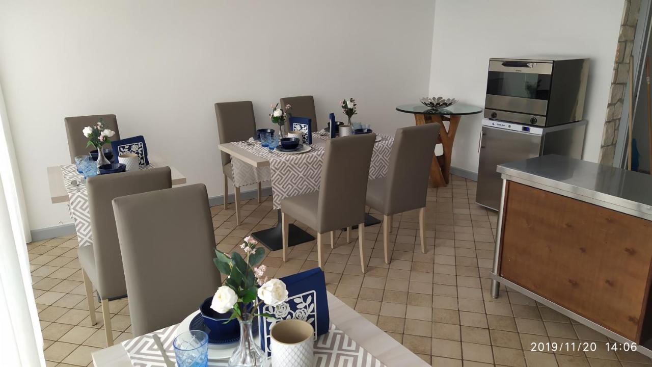 דיאמנטה B&B La Stazione מראה חיצוני תמונה