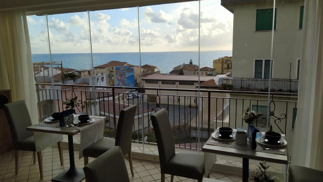 דיאמנטה B&B La Stazione מראה חיצוני תמונה