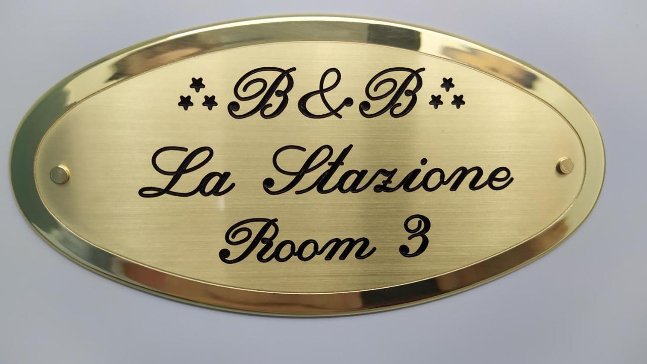 דיאמנטה B&B La Stazione מראה חיצוני תמונה