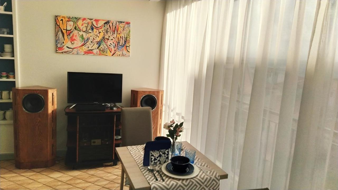 דיאמנטה B&B La Stazione מראה חיצוני תמונה