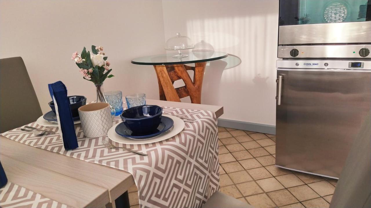 דיאמנטה B&B La Stazione מראה חיצוני תמונה