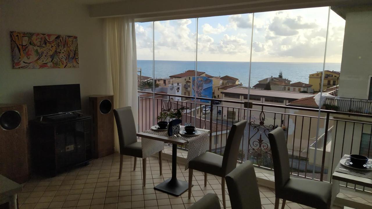 דיאמנטה B&B La Stazione מראה חיצוני תמונה