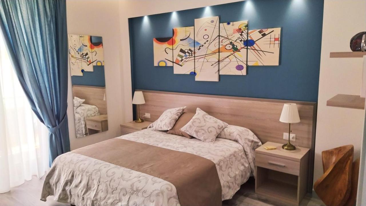 דיאמנטה B&B La Stazione מראה חיצוני תמונה